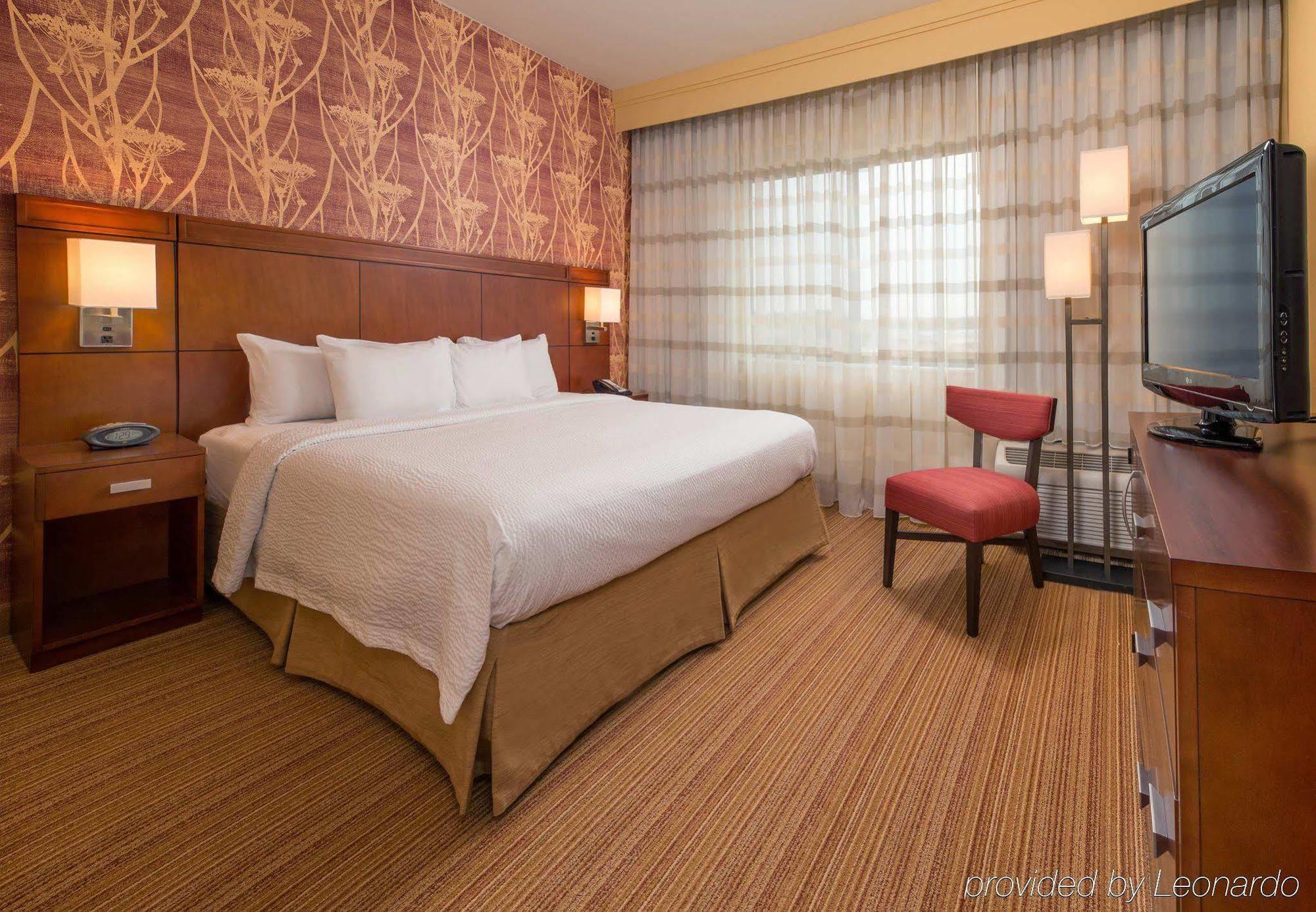 Courtyard Charlotte Concord Hotel Exterior photo